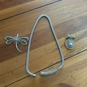 3 Piece Set. Magnetic Clasp. Dragonfly can be a pin or a pendant